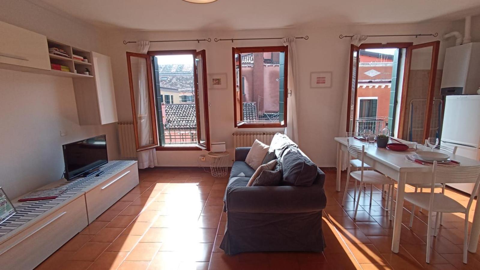 Apartament Biennale Giardini Ca Del Bianco 3 E Ca Del Bianco 4 *